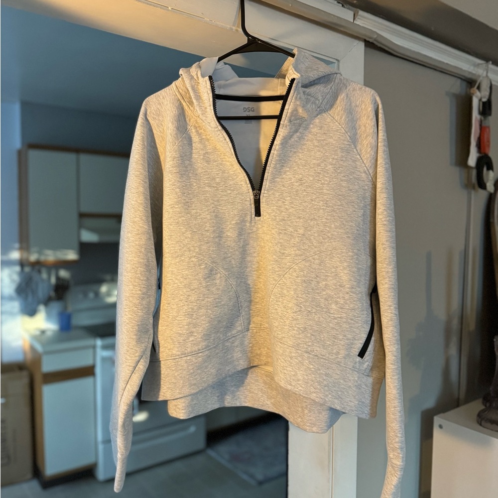 DSG Women's Gray Hoodie Top